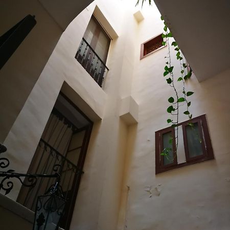 Your Shelter - Private Apartment Bari Exteriör bild